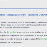 Die Seite erklärt die elektrische Potentialenergie und wie sie mit Integralen berechnet wird, wenn das elektrische Feld nicht konstant ist.