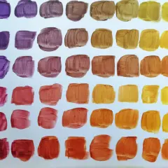 Farbkarten zeigen, was ergibt rot und blau: Violett- und Rottöne, die zu warmen Braun- und Orangetönen übergehen.