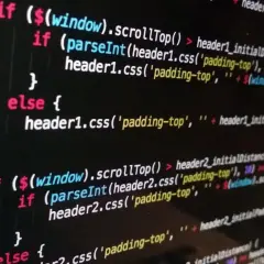 Code-Schnipsel in JavaScript, der das Scroll-Verhalten von Headern steuert. Welche Programmiersprache ist das?